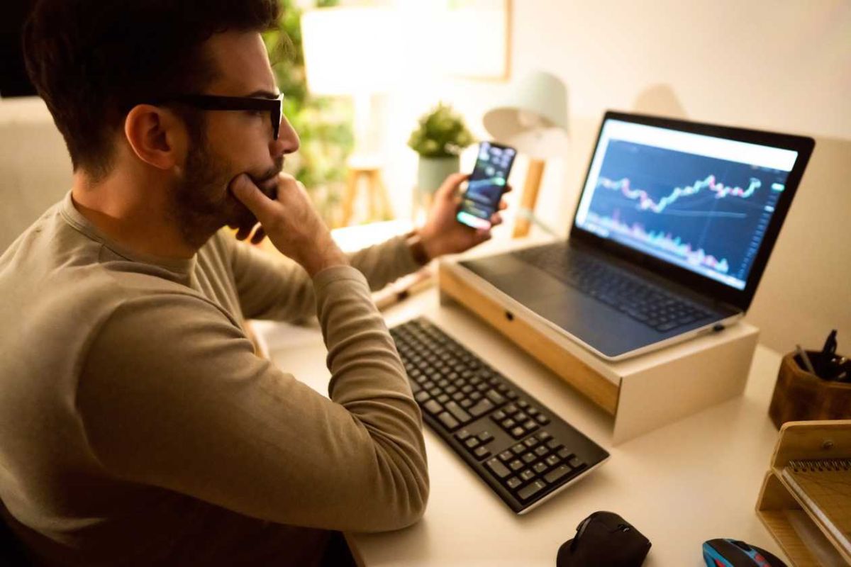 With an online trading platform, you can invest from anywhere at any time