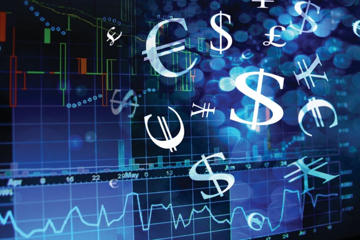 Simulated trading platforms offer real-time data and analytical tools