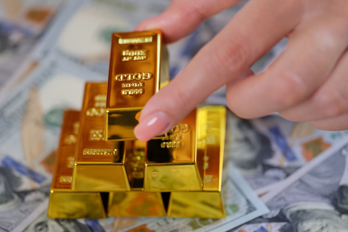 Gold is an inflationary hedge