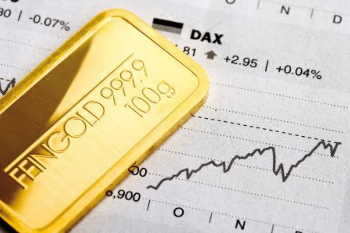 There are multiple sources of gold trading signals
