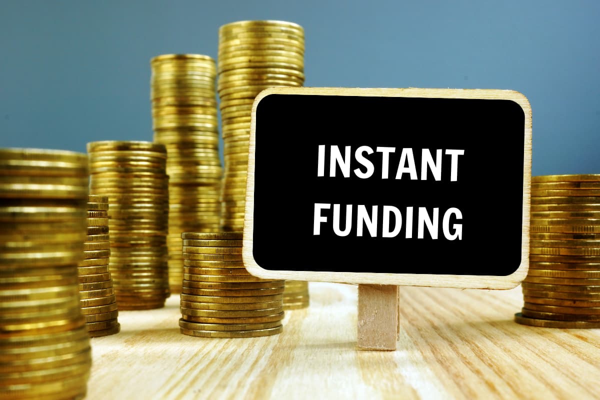 Instant funding is the money that becomes instantly available in your trading account after requesting more funds